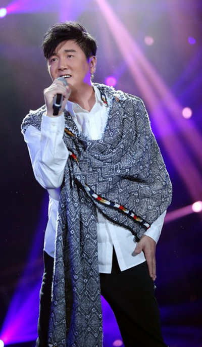 主持人:舒雅,李翔