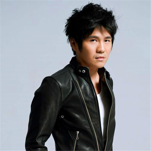 《背叛》 2017到2018,一起"背叛"一把  等下一个天亮  去上次牵手赏花