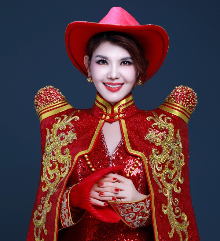 乌兰图雅头像